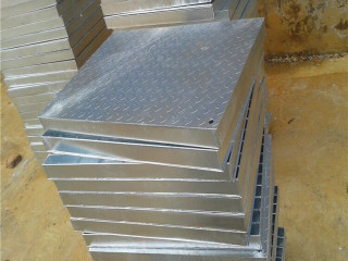 鋼格柵蓋板有什么應用優(yōu)勢?「泰江鋼格板」 鋼格柵蓋板有什么應用優(yōu)勢?「泰江鋼格板」